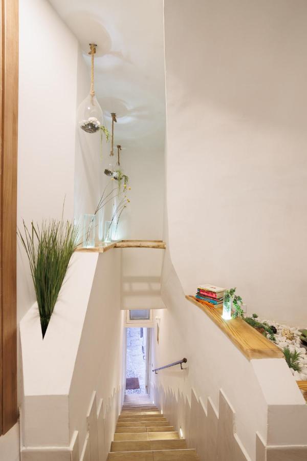 Legno Suite By HouseinΝάπολη Εξωτερικό φωτογραφία